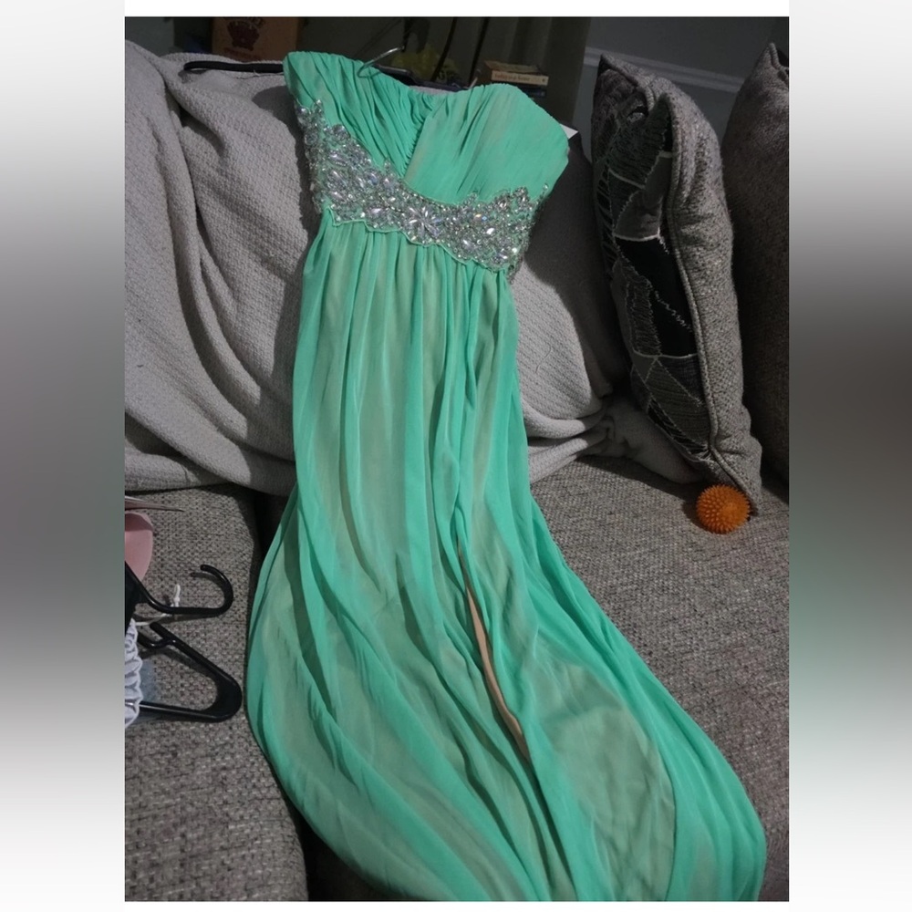 NWT City Triangles Mint Green Embellished Prom Dress